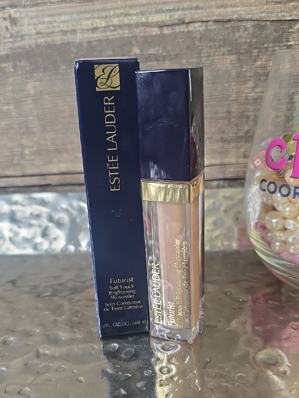Estée Lauder Futurist Soft Touch Brightening Skincealer - Nude Pink (3C), NEW